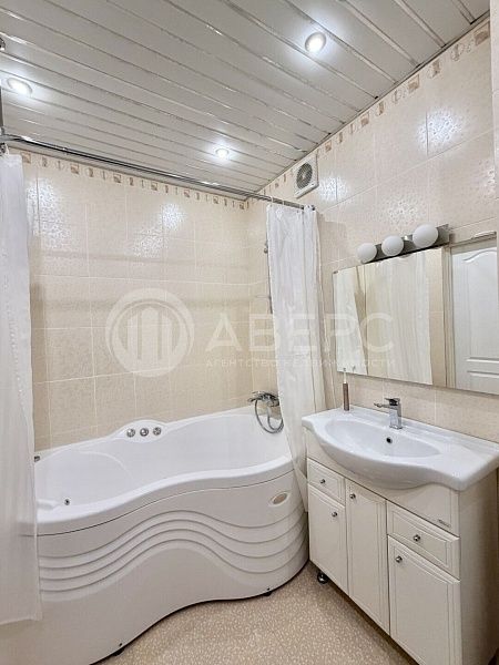 2-к квартира, 57 кв.м.