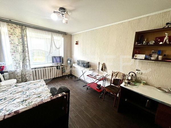 Комната , 107 кв.м.